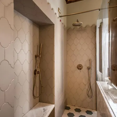 Διαμέρισμα Febo Decharm