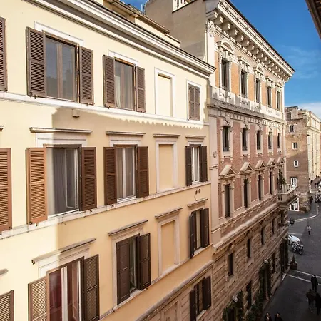 Febo Decharm Ρώμη